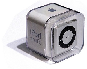 На eBay продается iPod Shuffle c автографом Стива Джобса